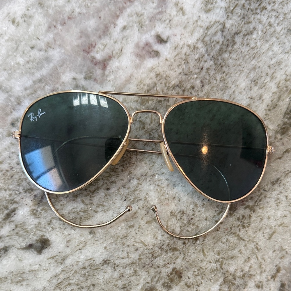 Ray-Ban Classic Gold Frame Sunglasses